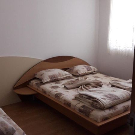 Sea Bedroom Apartments เนเซบาร์ ภายนอก รูปภาพ