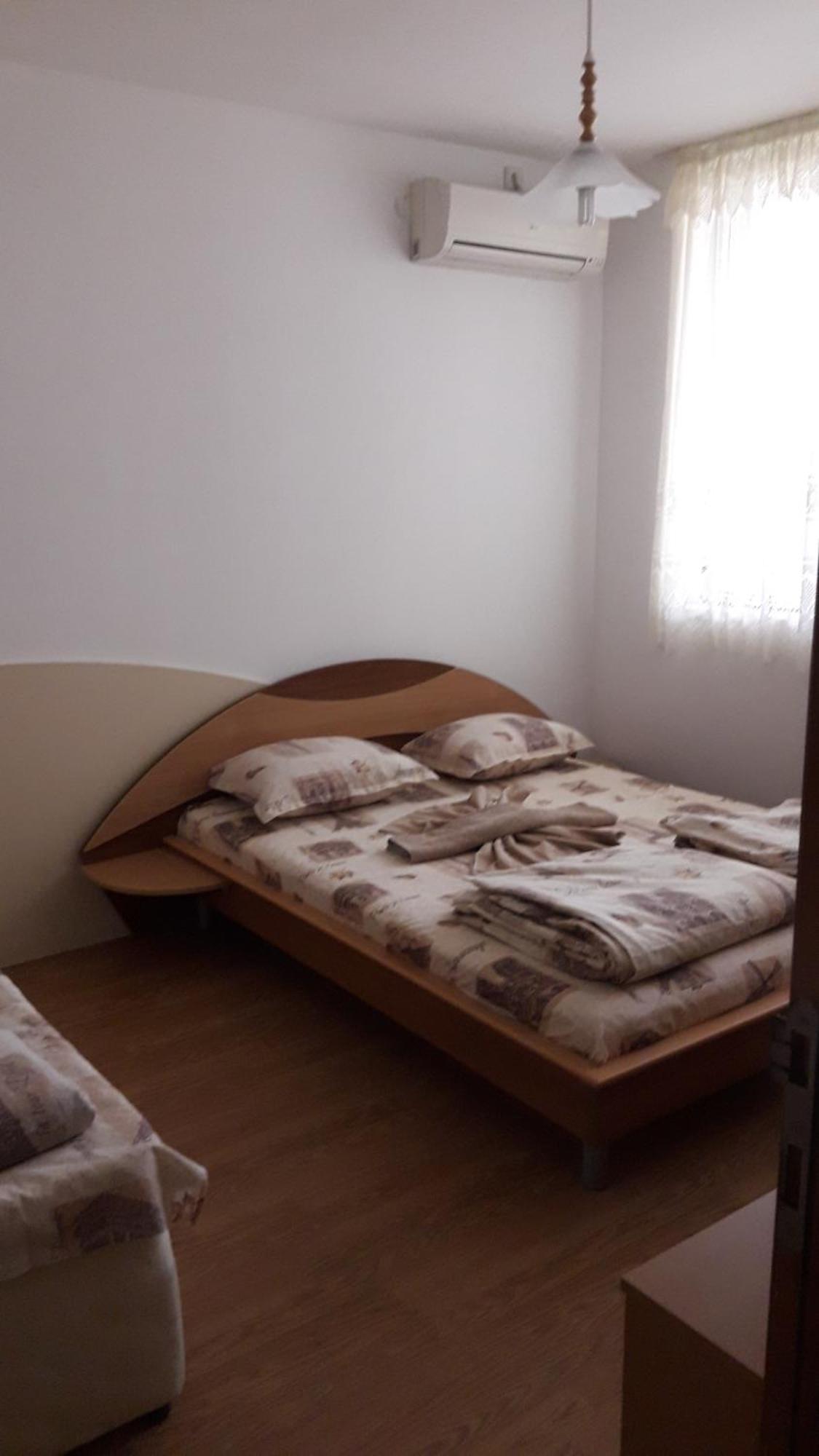 Sea Bedroom Apartments เนเซบาร์ ภายนอก รูปภาพ